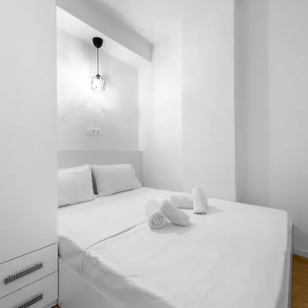 Denizen Boutique Apartments, Nilie Hospitality Mgmt * Szaloniki